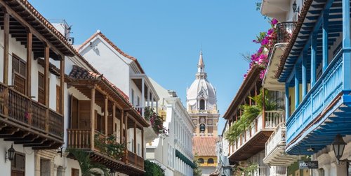 From the colonial architecture to the stunning mountain views, this itinerary showcases Columbia's more colorful side.