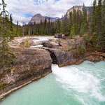 Natural Bridge, a rock formation in Yoho National Park