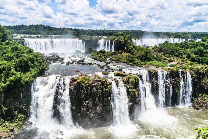 Enjoy a visit to the Brazilian and Argentine side of Iguazú Falls