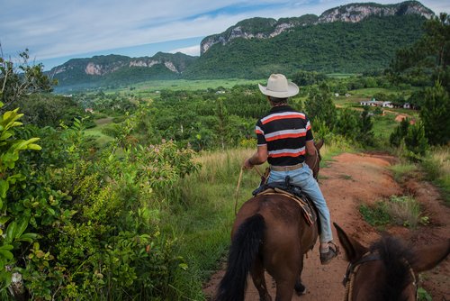 Horseback riding in Vinales