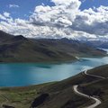 Yamdruk Tso-Lake 