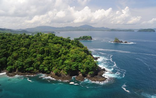The Pacific coastline in Costa Rica