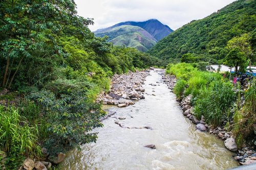 River crossing on the trek from Pongo to La Paz