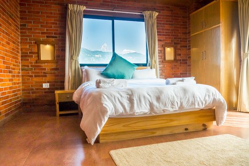 Deluxe Room with Best View (Photo by Big Pillow Inn)