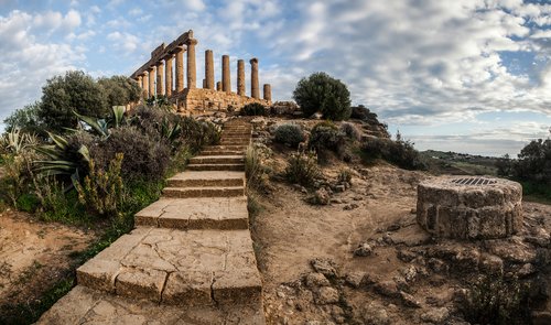 Discover the ridge-top temples of Agrigento on Sicily's southern shore