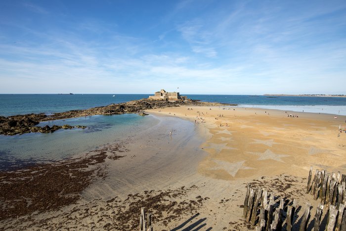 Stars on the beach in Saint-Malo