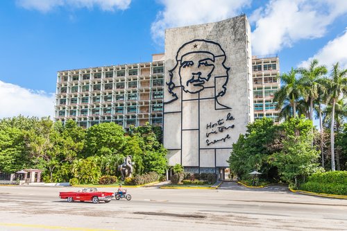 Che Guevara mural in Havana's Plaza de la Revolucion
