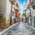 Discover the historic town of Gravina in Puglia