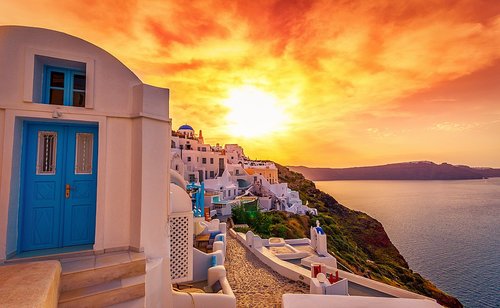 Santorini in May: Travel Tips, Weather, and More