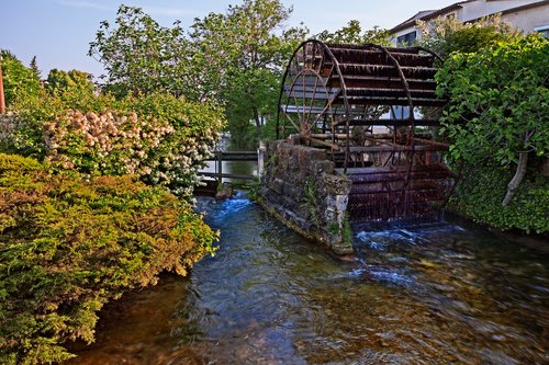Watermill in L'Isle-sur-la-Sorgue