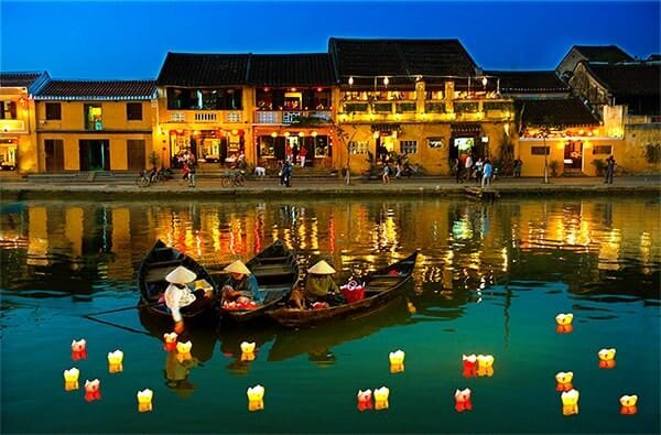 Hoi An City Tour – Boat Ride – Release Flower Lantern