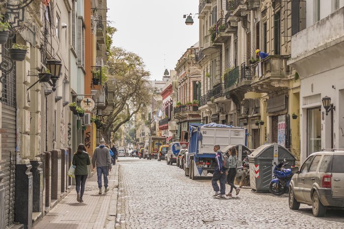 Half-Day San Telmo Tradition and Innovation Walking Food Tour
