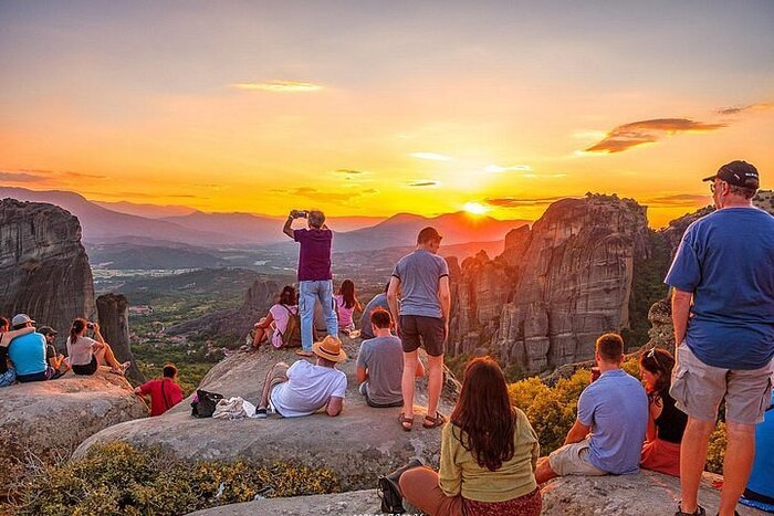 Thessaloniki to Meteora Sunset Tour