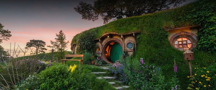 Full Day Hobbiton & Waitomo Caves ( Rotorua)