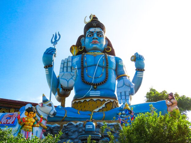A statue of Shiva at Trincomalee's Koneswaram Temple