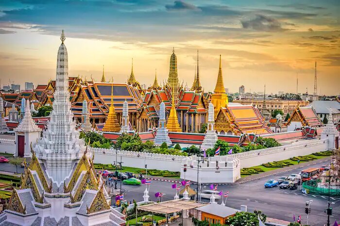 Bangkok - Floating Market– Train Market - Bangkok Half Day Tour 