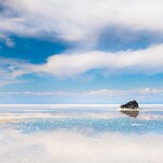 4x4 on the Salar de Uyuni salt flat