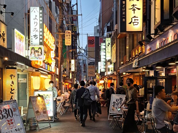Hidden Gem Food Tour (adults only)