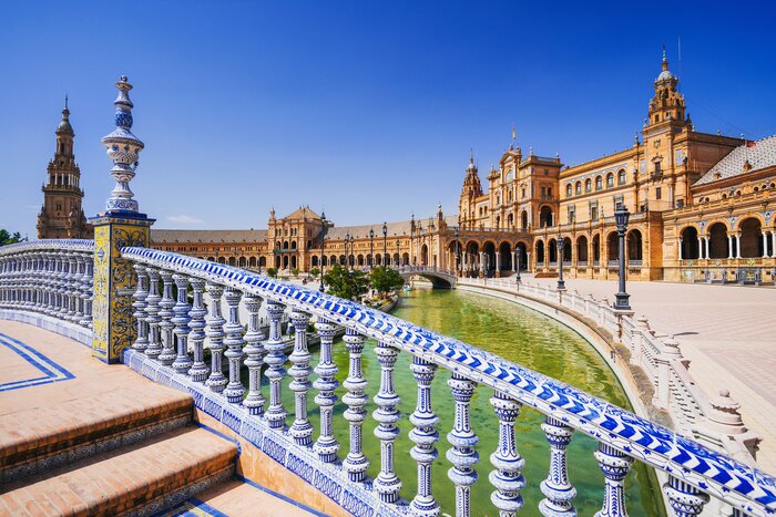 Seville's captivating Plaza de España