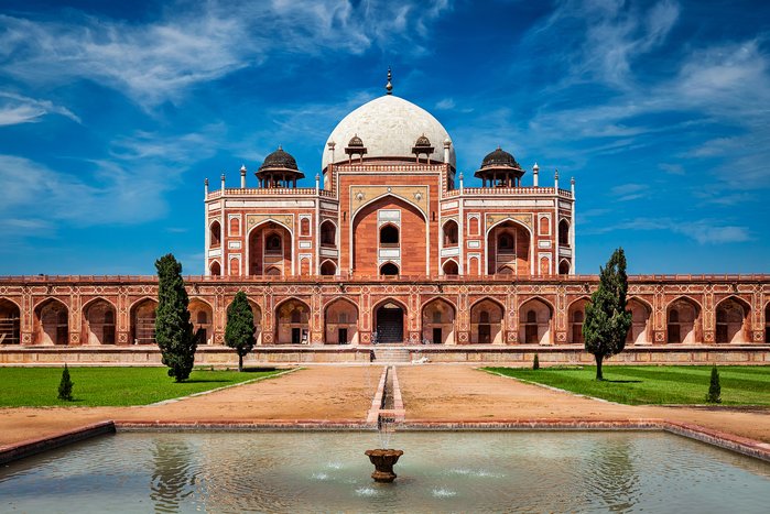 Half-day tour of New Delhi and visit Humayun’s Tomb, a UNESCO World Heritage Site