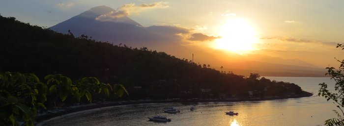 Sunset Cruise & Beach Barbecue in Amed