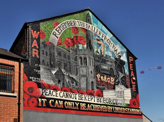 Black Cab Belfast Tour