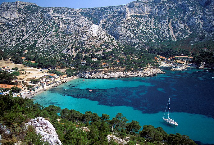 Cruise &  Swim in the Calanques National Park and its crystal clear water