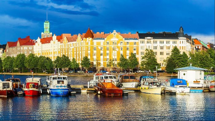 Porvoo Private Tour with Helsinki Highlights