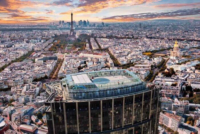 Elevate & Explore: Montparnasse Views + VR Time Travel