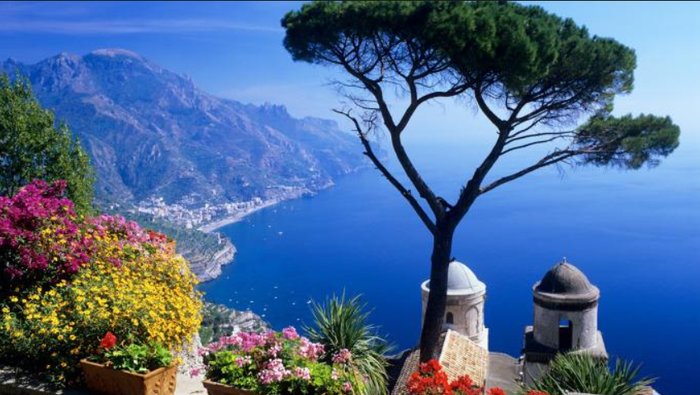 Fully day in The Amalfi Coast with driver assistance