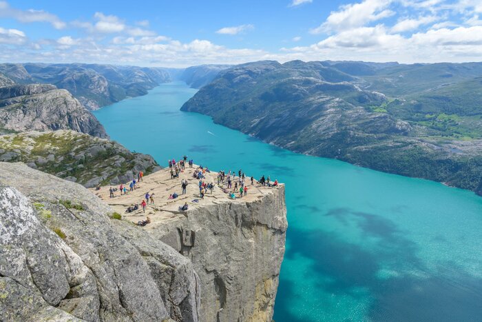Preikestolen cruise & hike - Summer