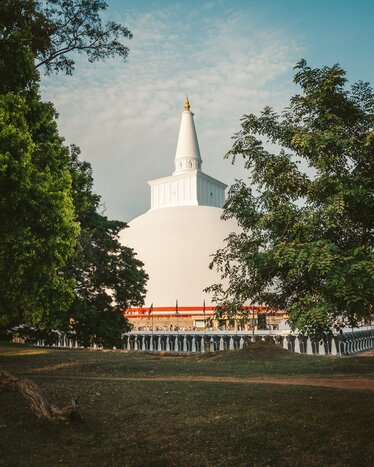 Discover Anuradhapura's Ancient Sites