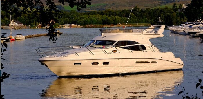 Loch Lomond Champagne Cruise