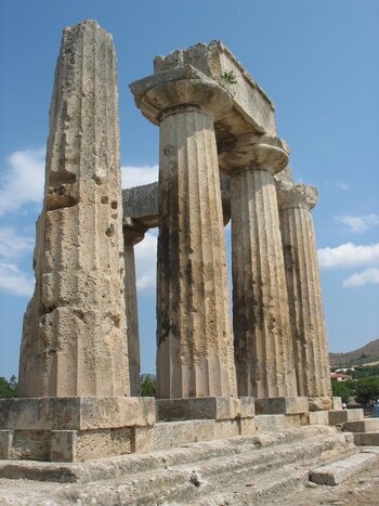 Private Transfer From {{start_location}} to {{end_location}} with Guided Stop in Ancient Corinth