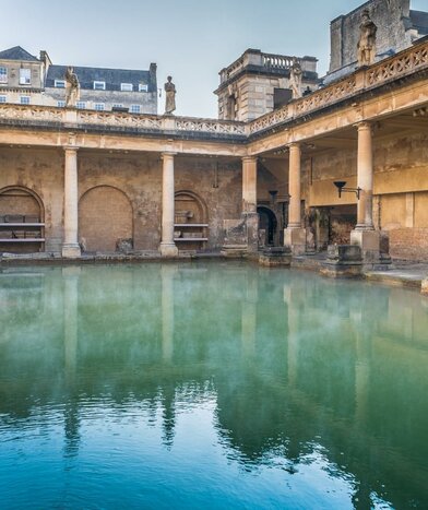 Walking Tour of Bath with a Blue Badge Tourist Guide