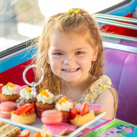 Peppa Pig Afternoon Tea London Sightseeing Bus Tour 🐷