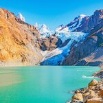 Hike to the mountains and lakes of Los Glaciares National Park