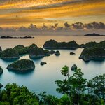 Cruising the Raja Ampat Archipelago