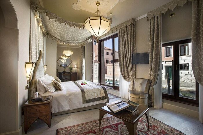 Ai Mori d'Oriente Hotel