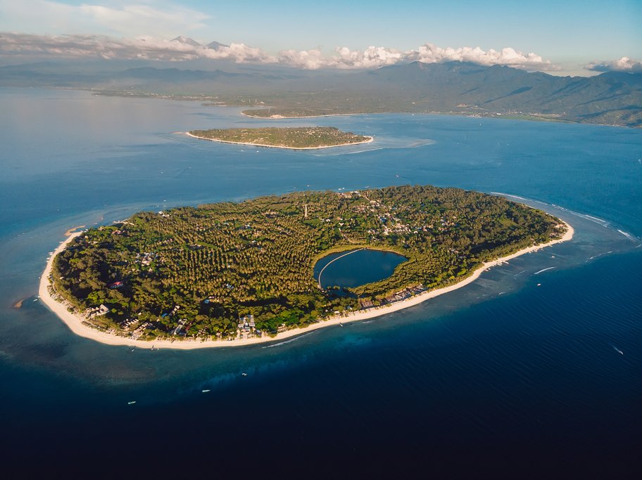 Spend a free day exploring Gili Meno