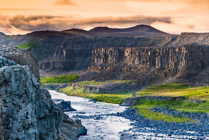 Drive from {{start_location}} to {{end_location}}: Dettifoss, Krafla, & Geothermal Sights