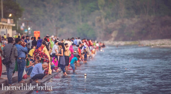 Full Day Rishikesh Spiritual Walking Tour with Ganga Aarti