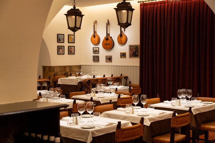 Premium Dinner Accompanied by Authentic Fado Performance