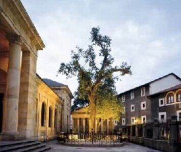 From San Sebastián to Bilbao (or viceversa) along the Basque Coast