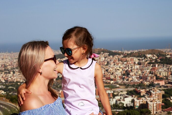 Take a family photo atop Barcelona's Mount Tibidabo