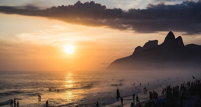 Private Yacht Tour of Cotunduba Island 