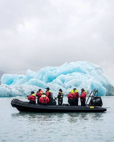 Jökulsárlón Glacier Lagoon - Zodiac Adventure