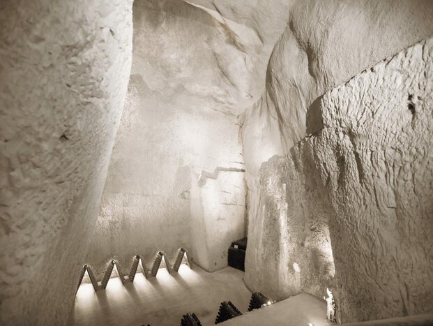 Ruinart guided visit with Tastings & UNESCO Champagne caves