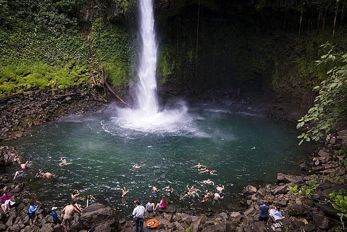 La Fortuna Waterfall Hike with Lunch