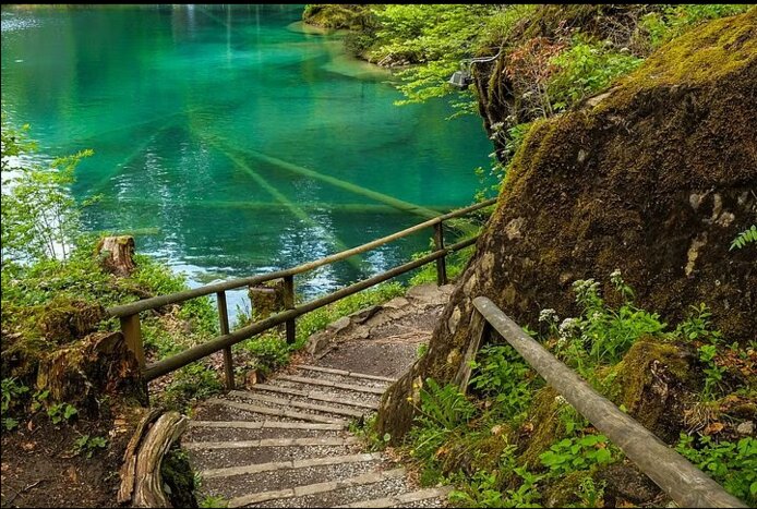 Beatus Caves, Panoramic Bridge, Nature Park Blue Lake and Lake Thun Cruise!